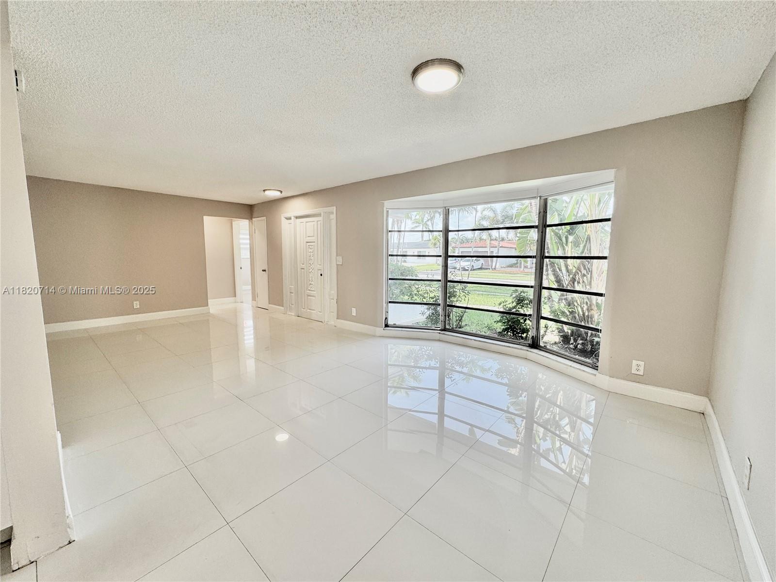 4905 Harrison St, Hollywood, Florida image 7