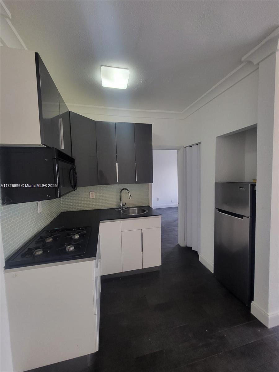 Property photo # 6