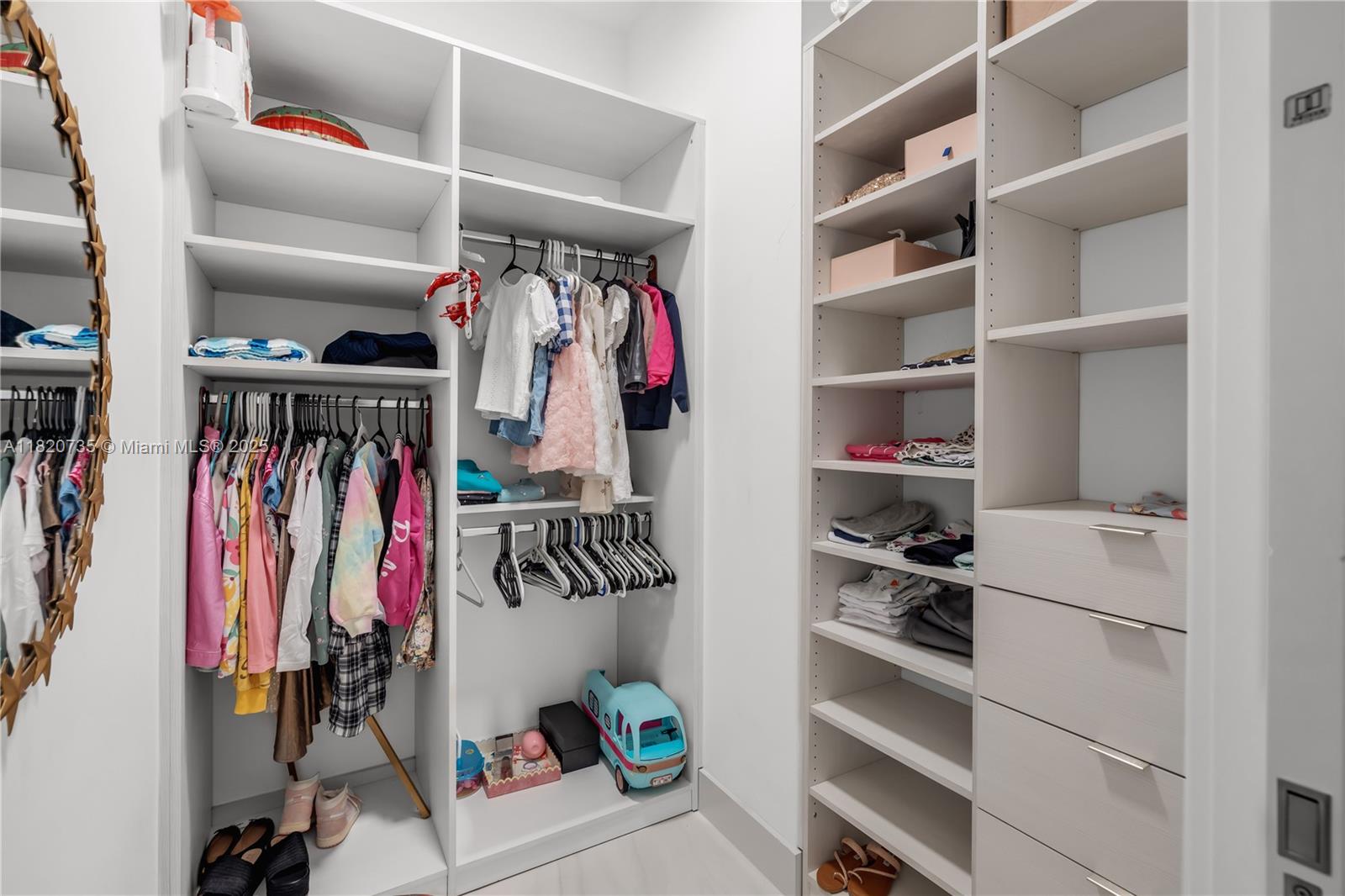 10530 NW 67th Ter, Doral, Florida image 26