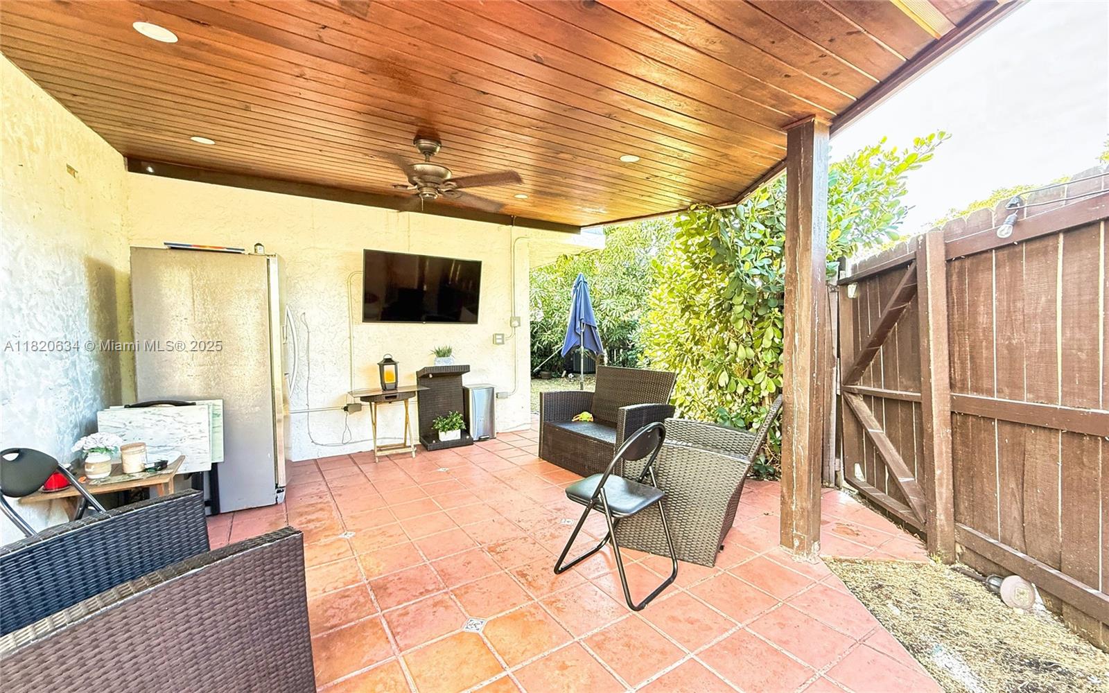 Residential, Miami, Florida image 22