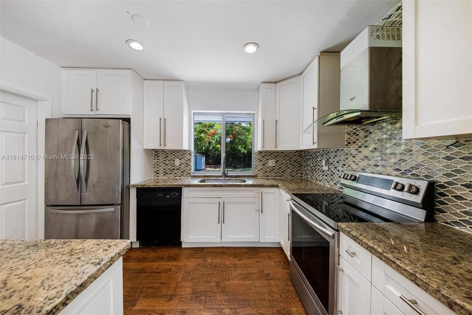 9221 SW 167th Ter, Palmetto Bay, Florida image 12