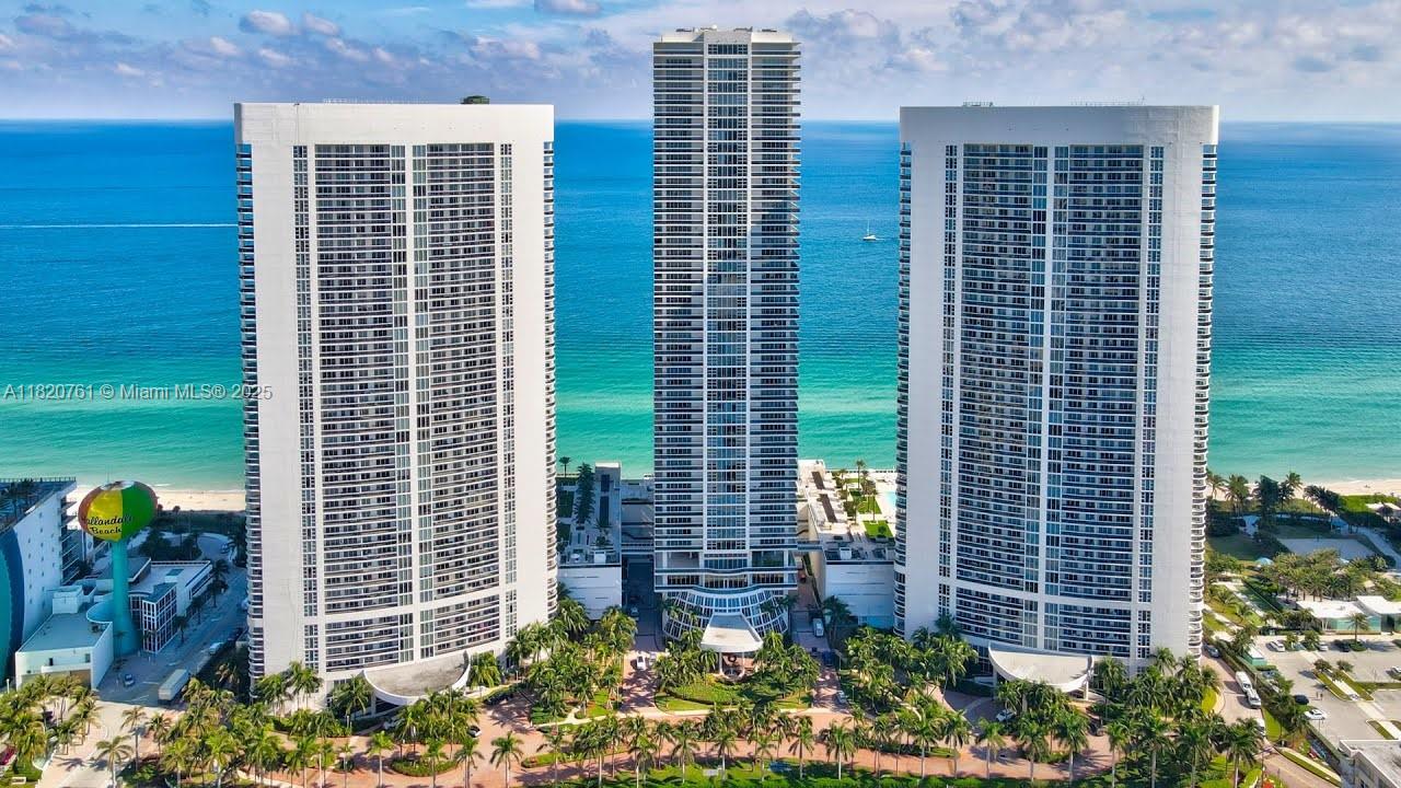 Condo for Rent in Hallandale Beach, FL