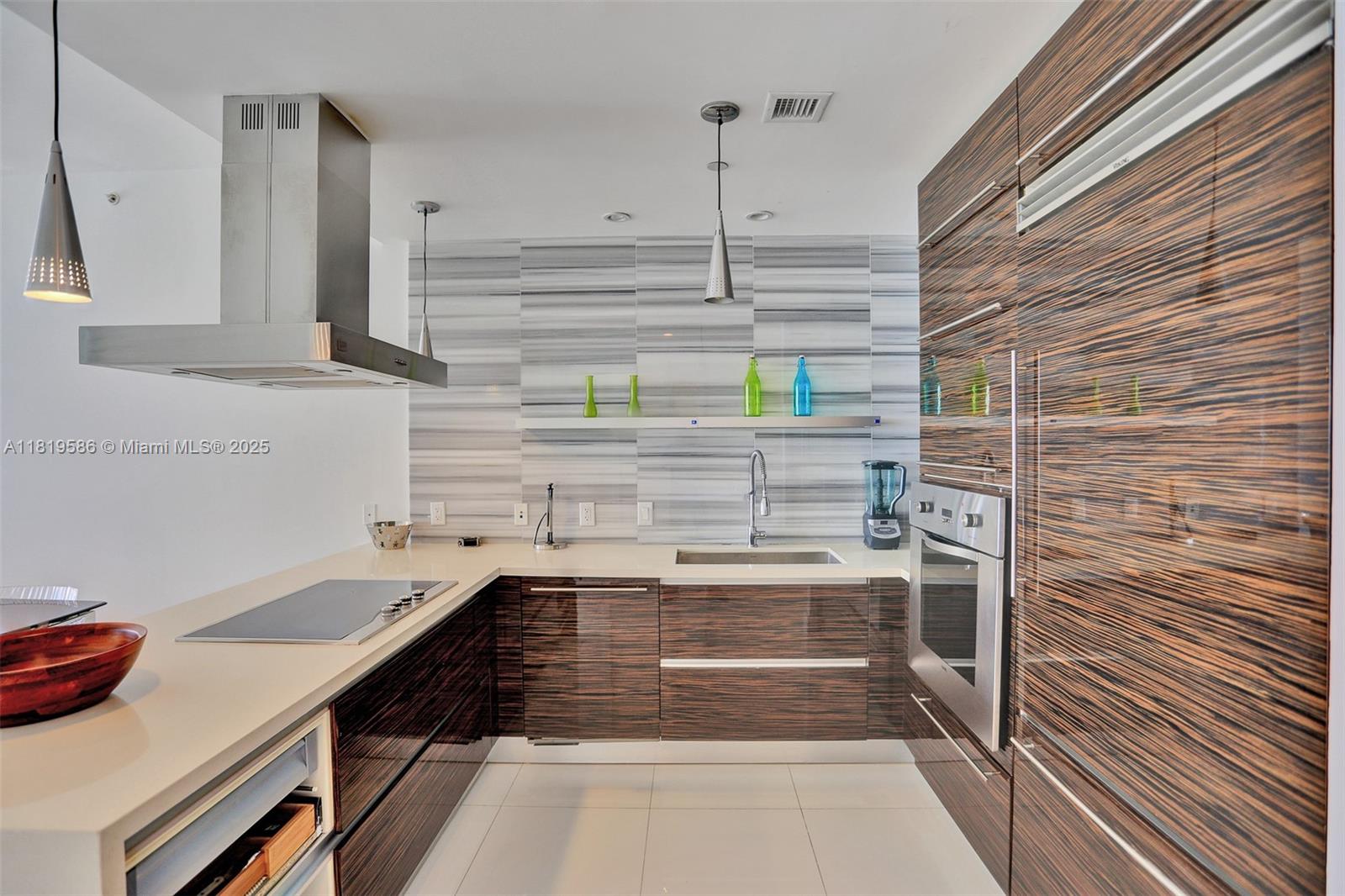 Property photo # 9