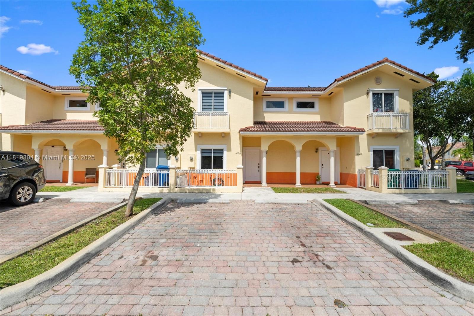 18062 NW 74th Ct, Hialeah, Florida image 28