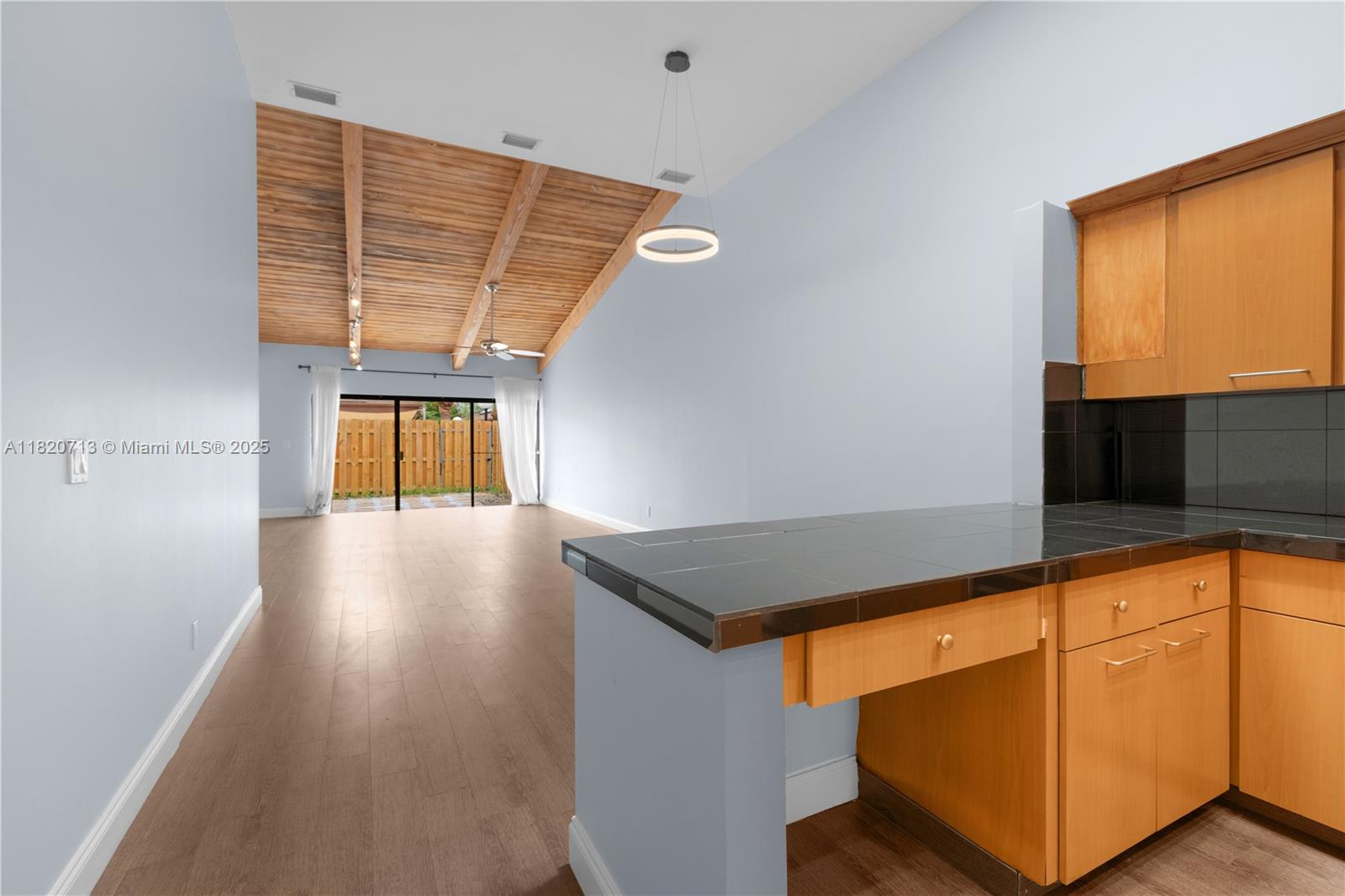 2627 S Parkview Dr #2627, Hallandale Beach, Florida image 30