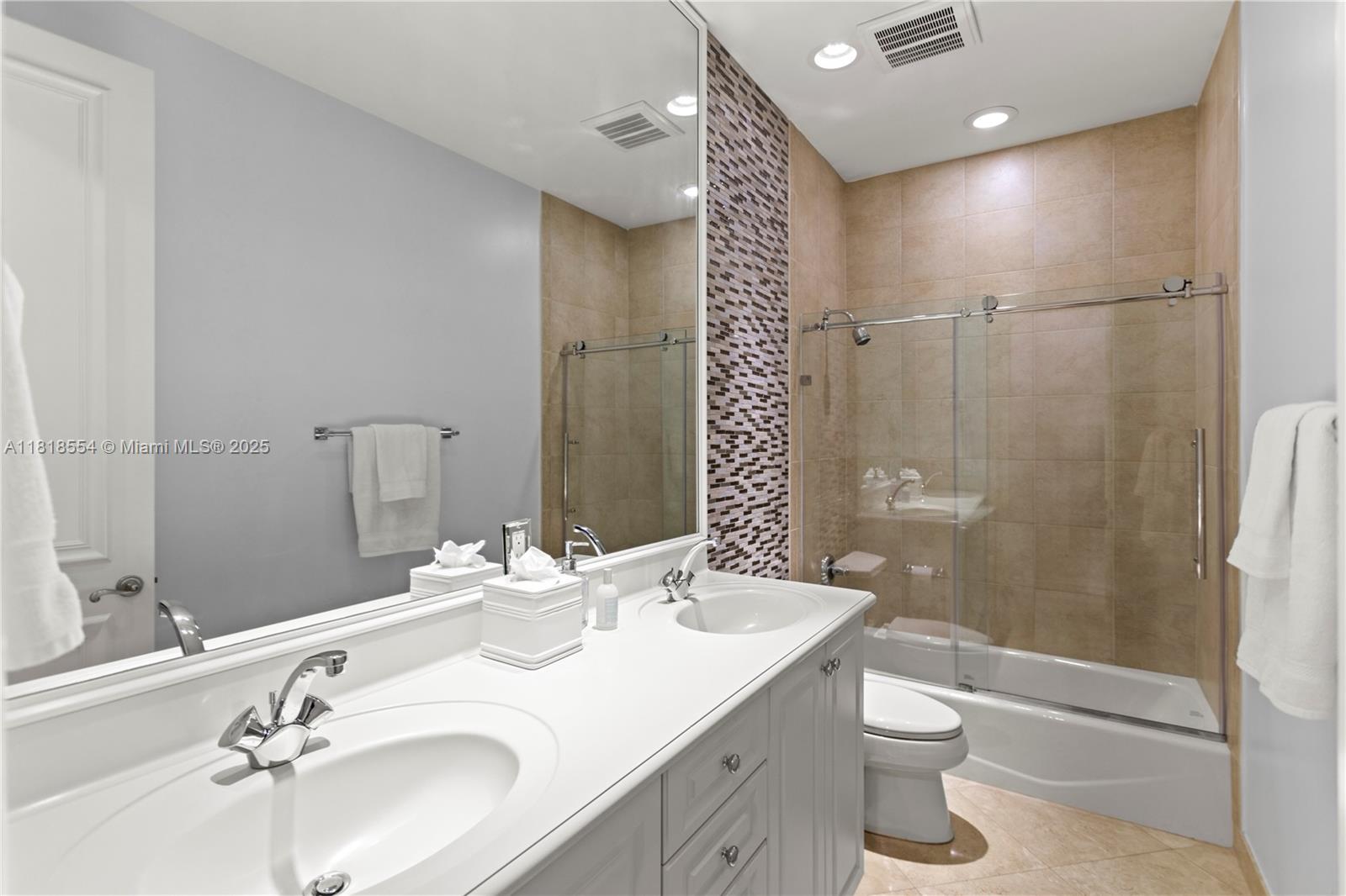 10985 Canary Island Ct, Plantation, Florida image 35