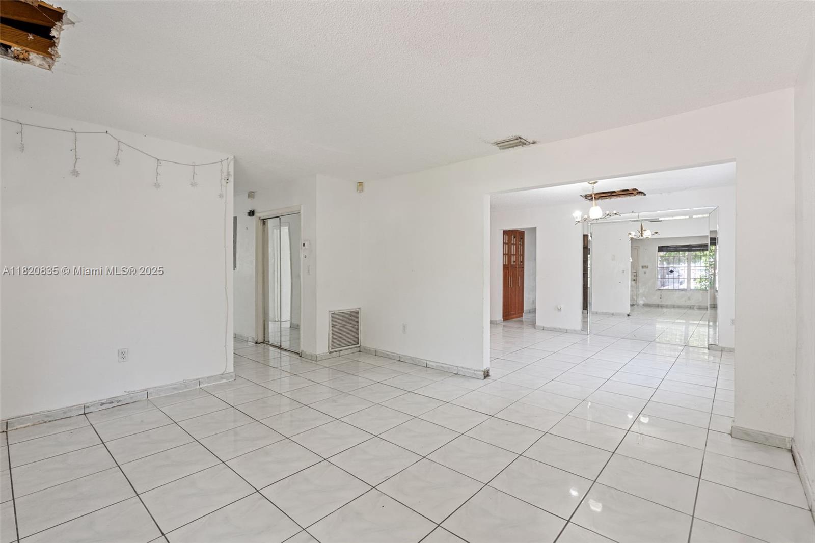 2920 SW 37th Ct, Miami, Florida image 20