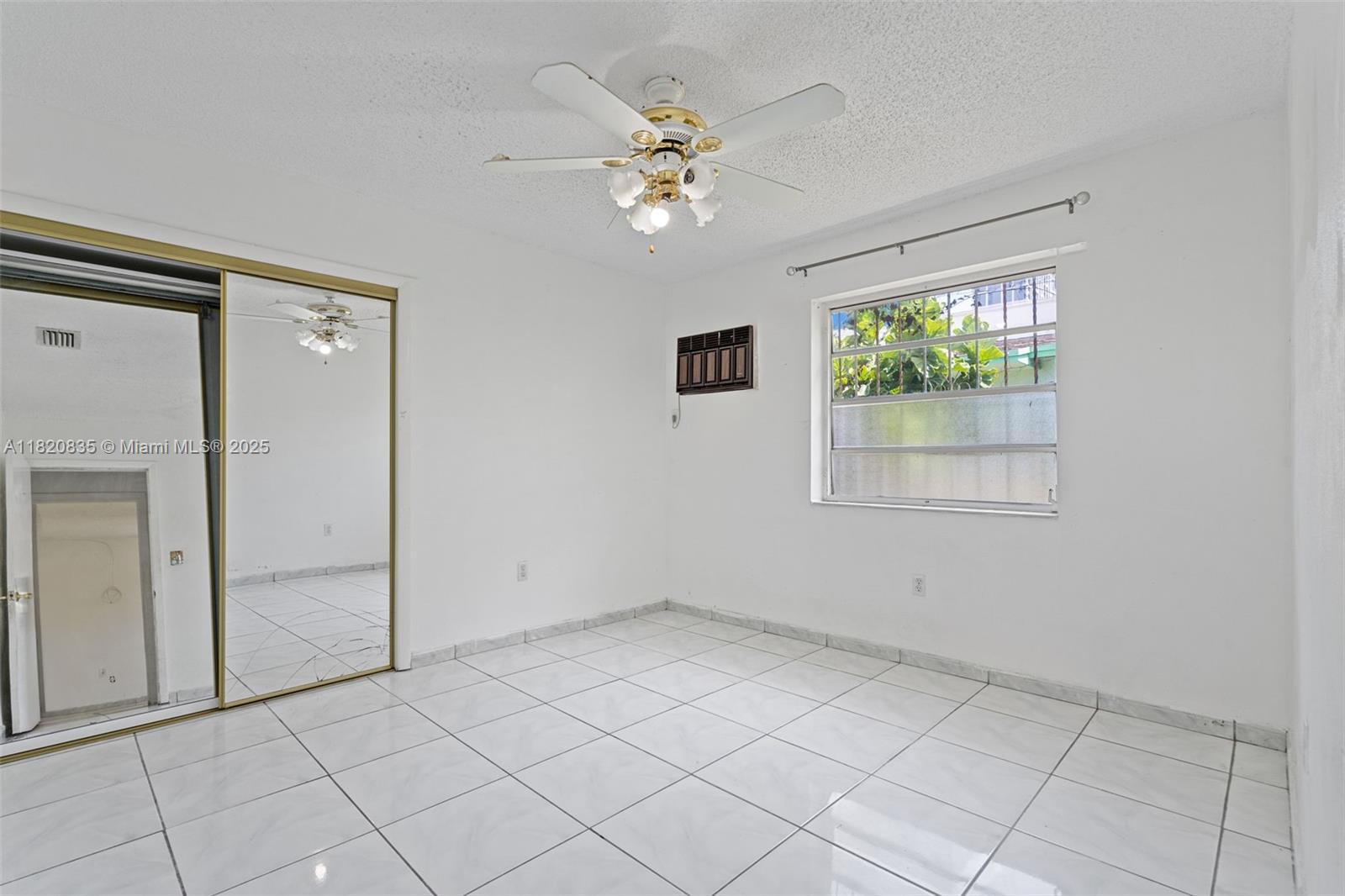 2920 SW 37th Ct, Miami, Florida image 33