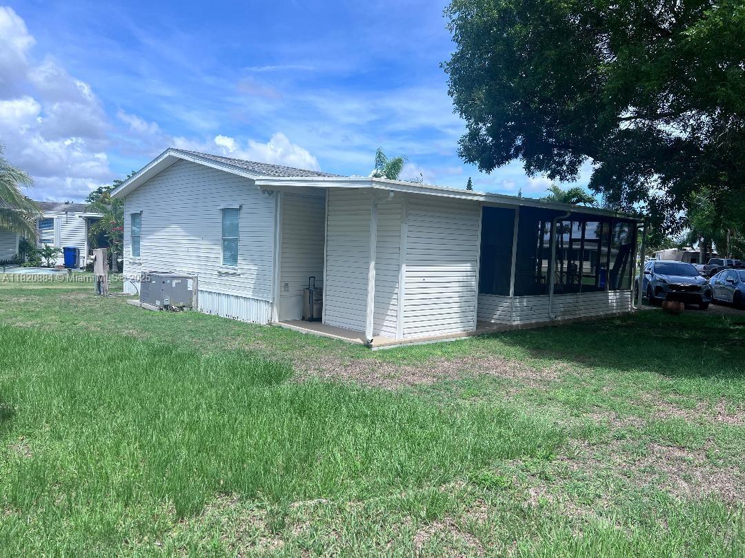 18728 SW 349 St Lot 442, Homestead, Florida image 4