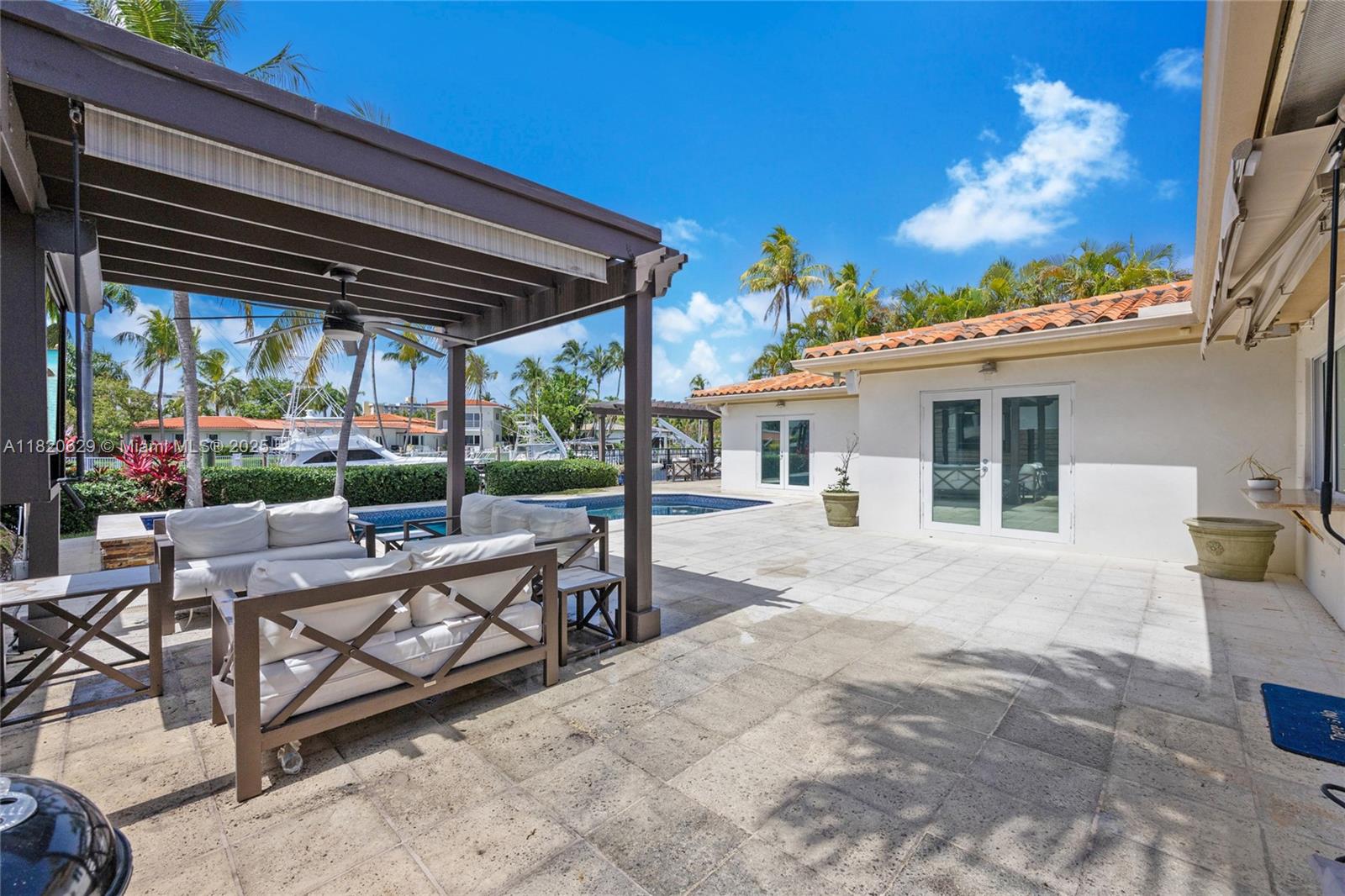 2085 Ixora Rd, North Miami, Florida image 17