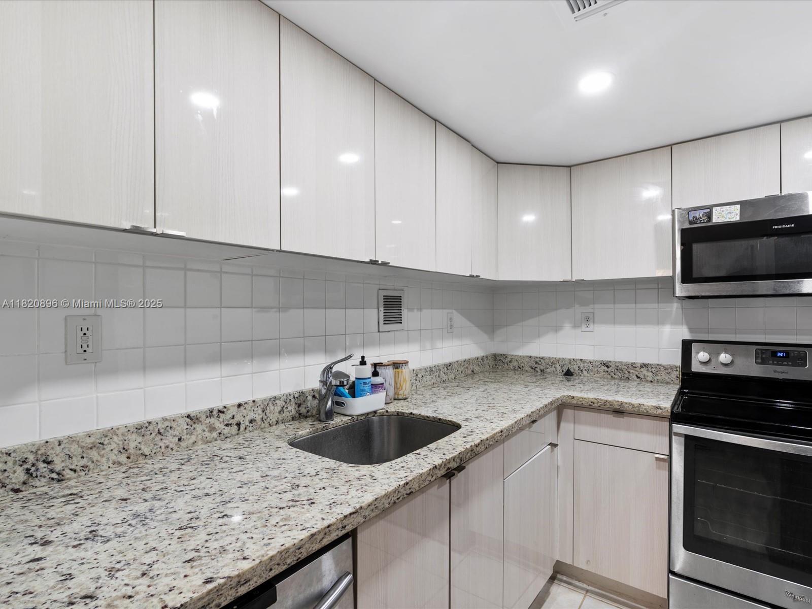 Property photo # 6