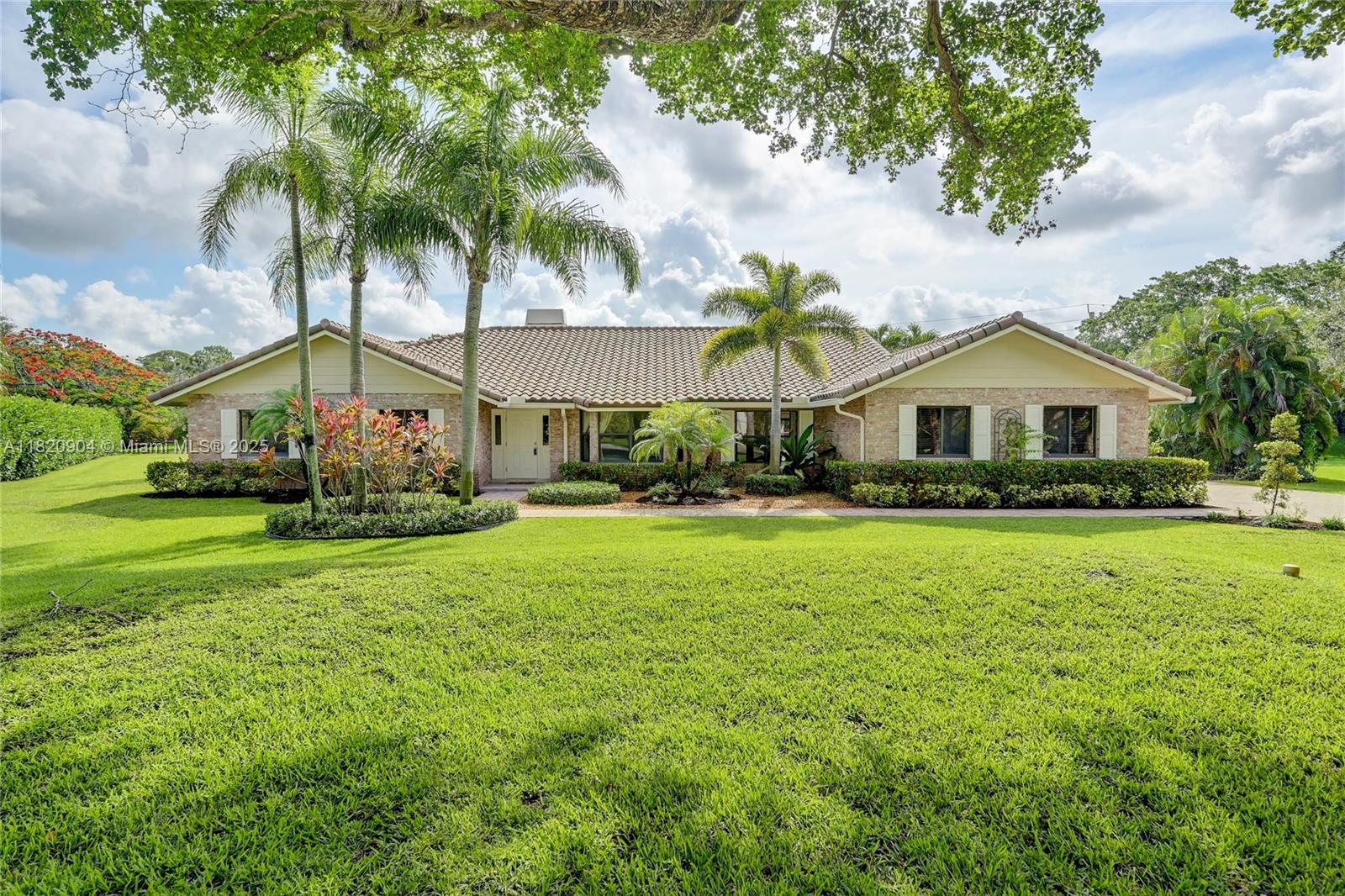 Property photo # 0