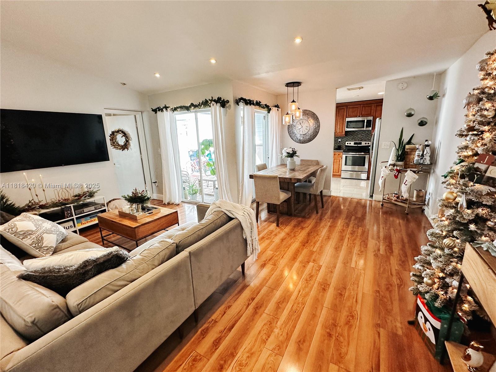 Property photo # 6