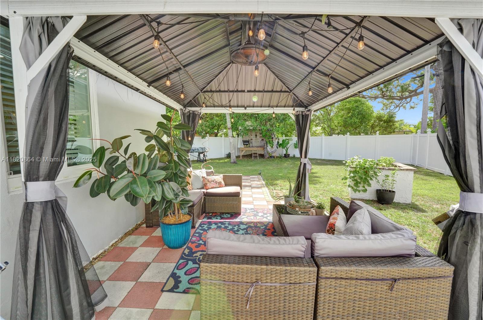 651 E Evanston Cir, Fort Lauderdale, Florida image 30