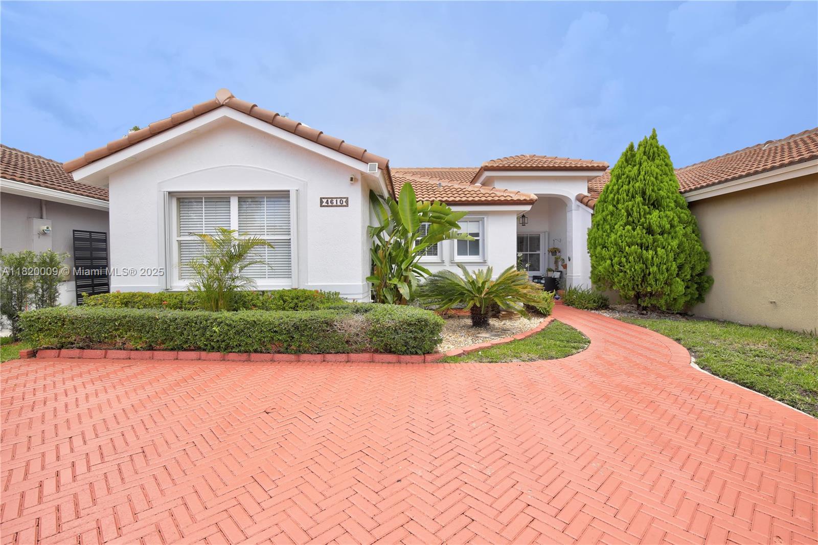 4610 SW 163rd Path, Miami, Florida image 1