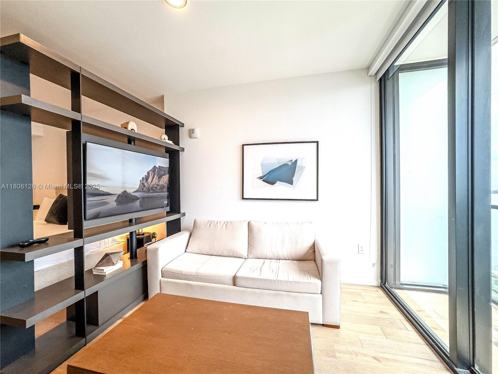 Property photo # 6