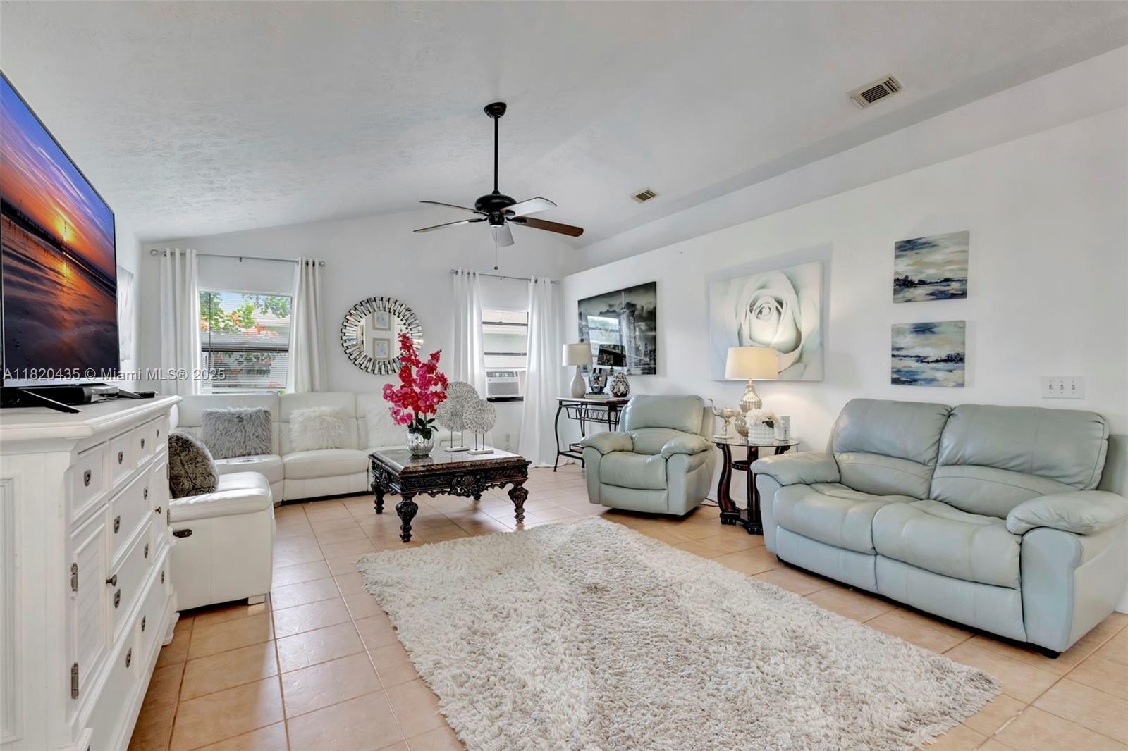 502 SE Guava Ter, Port St. Lucie, Florida image 25