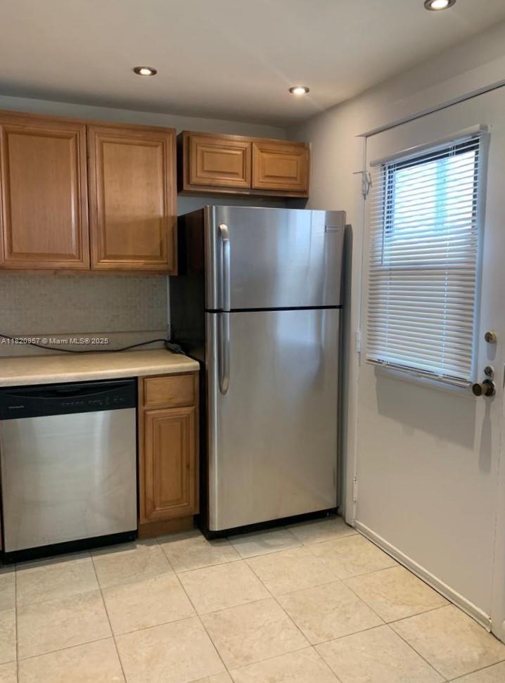Property photo # 7
