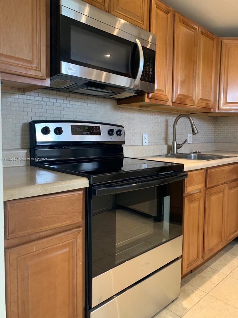 Property photo # 8