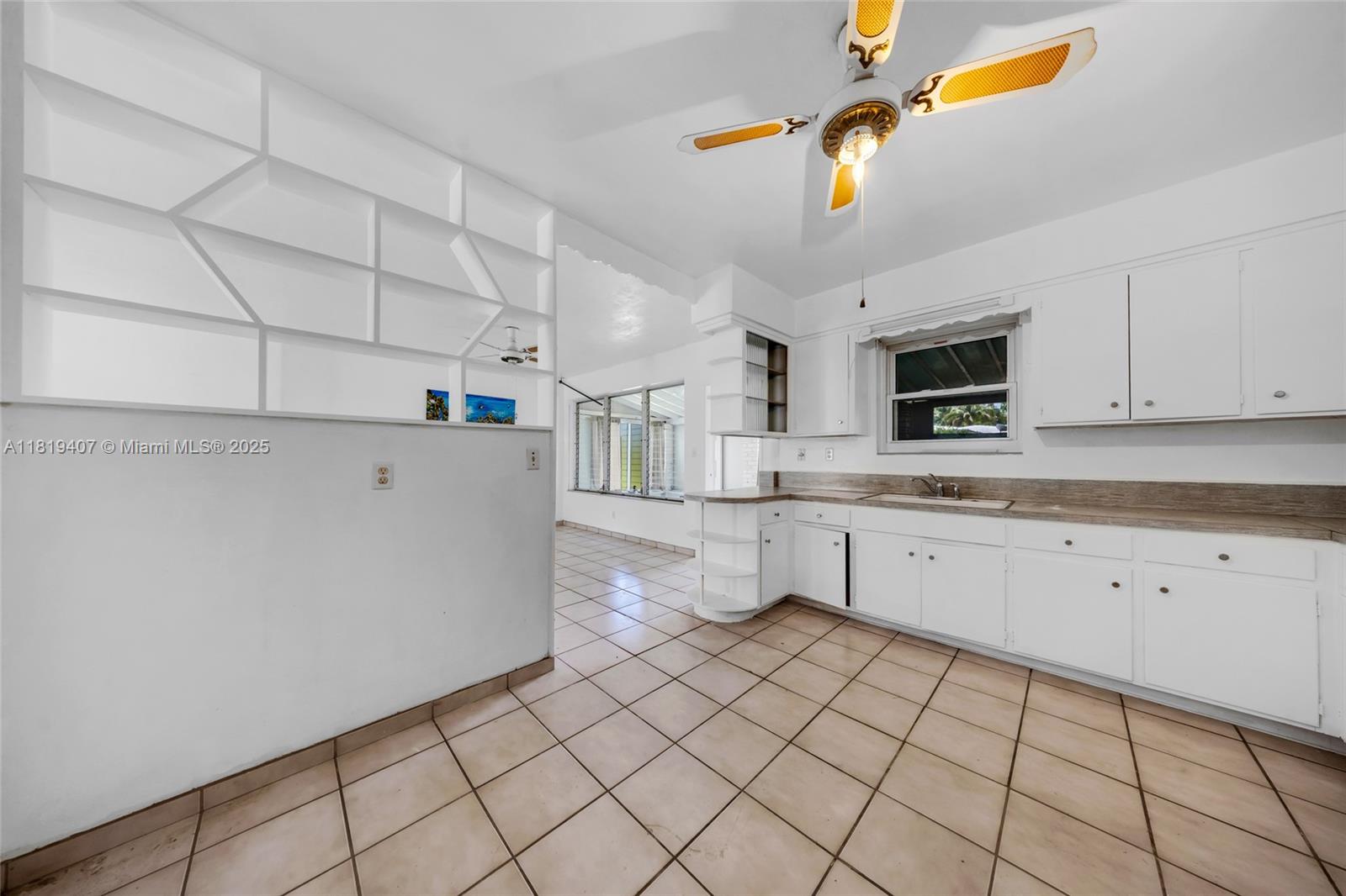 810 NE 119th St, Biscayne Park, Florida image 12