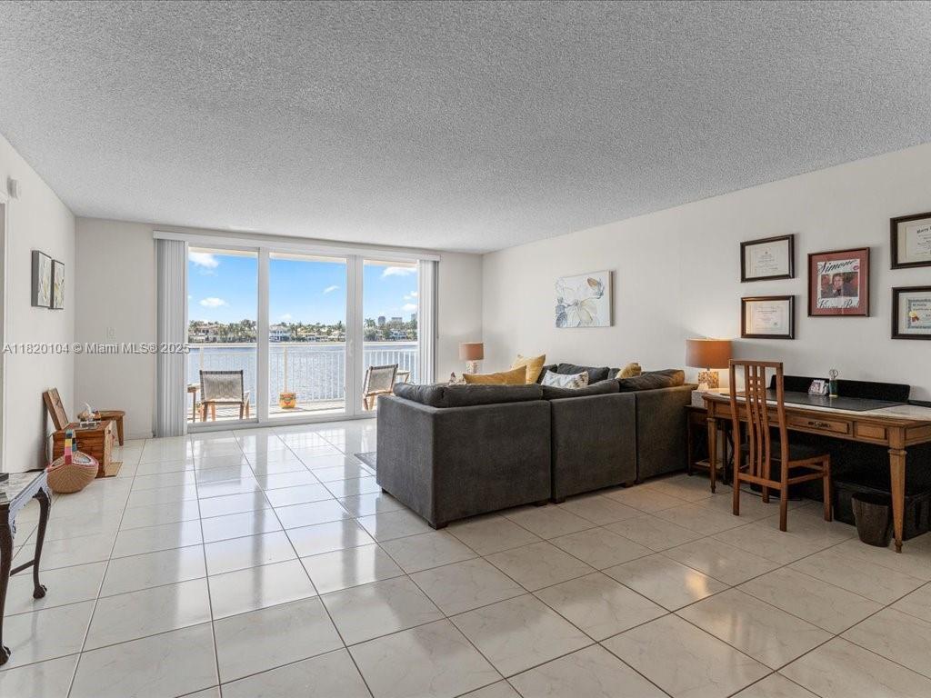 511 Bayshore Dr #309, Fort Lauderdale, Florida image 6