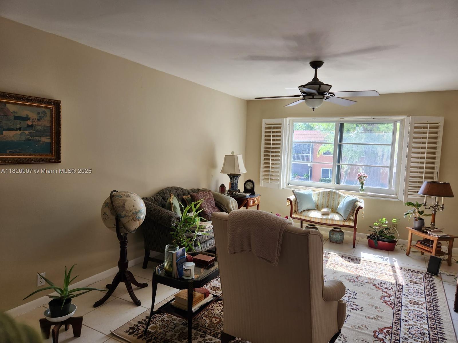 9 NE 19th Ct #208C, Wilton Manors, Florida image 3