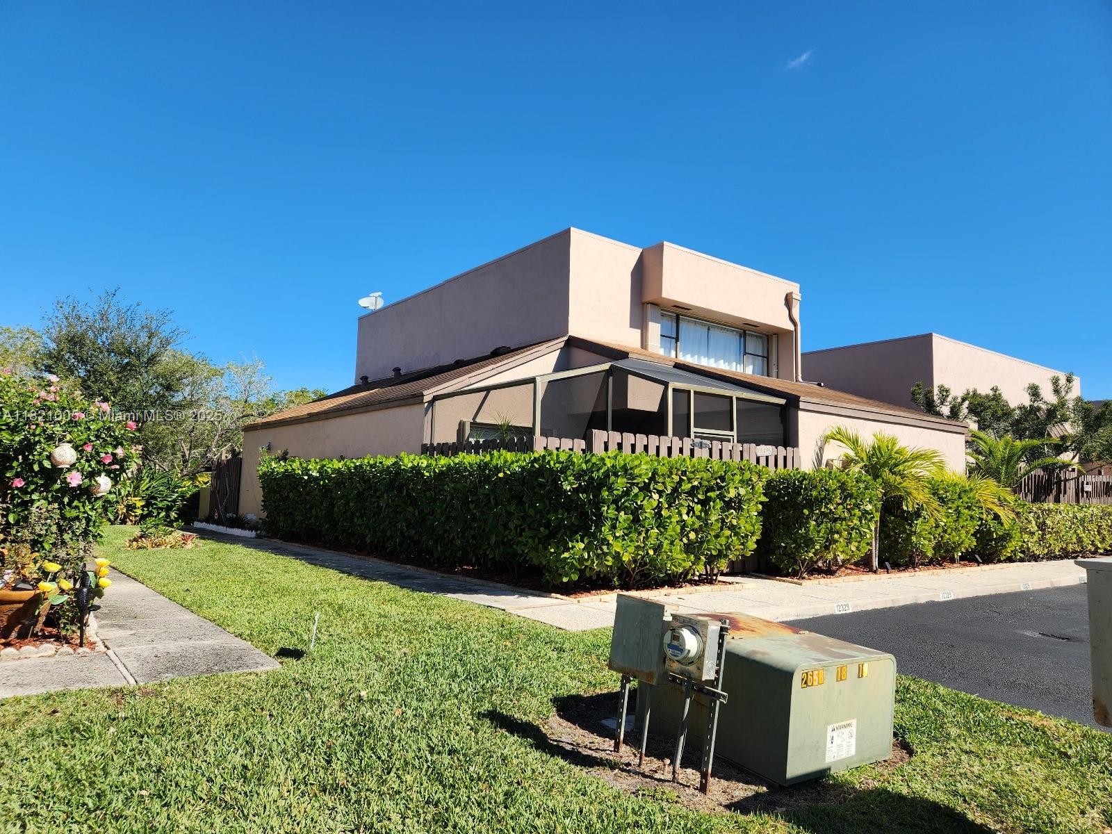 Property photo # 4