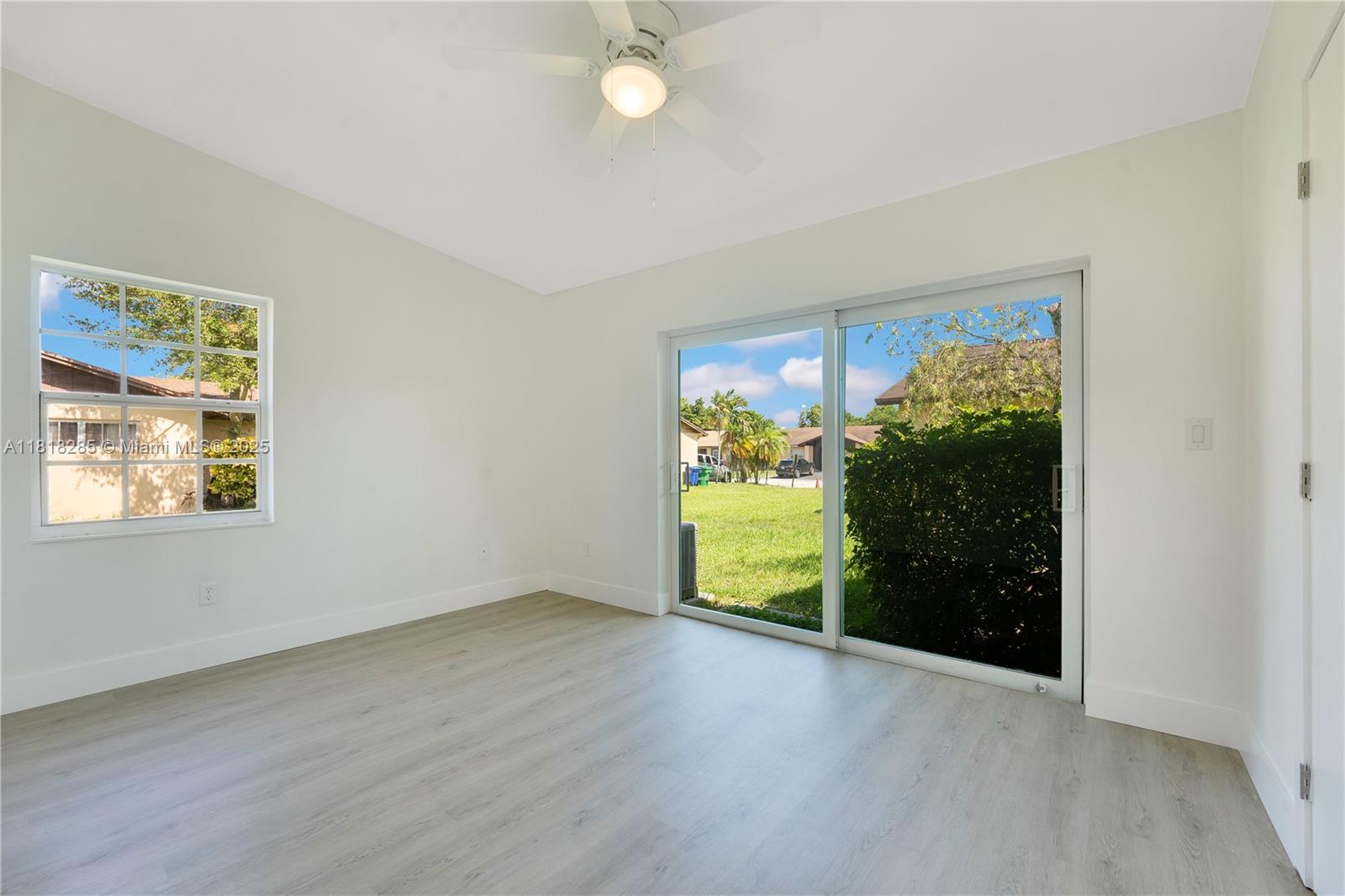 9550 W Heather Ln, Miramar, Florida image 14
