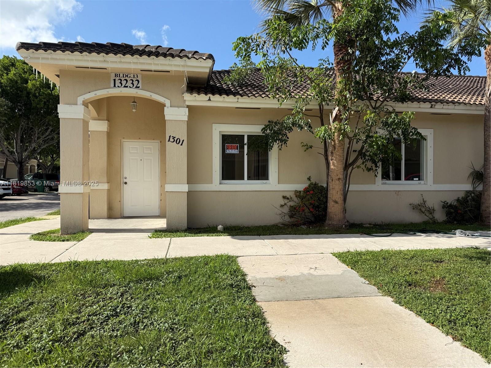 Property photo # 0