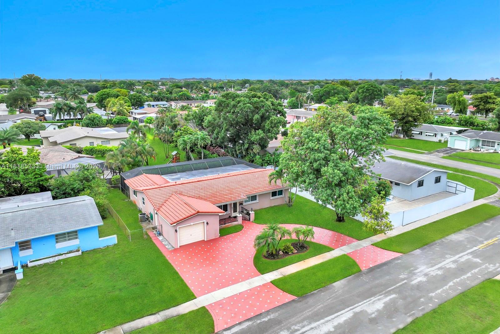 8621 NW 17th Ct, Pembroke Pines, Florida image 3