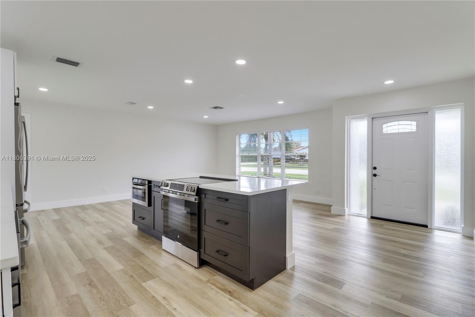 503 Oak Terrace, Jupiter, Florida image 7
