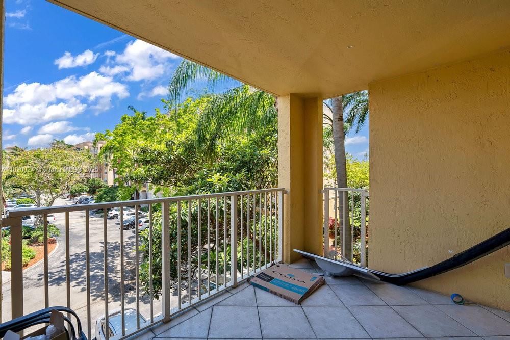 19555 E Country Club Dr #8307, Aventura, Florida image 12