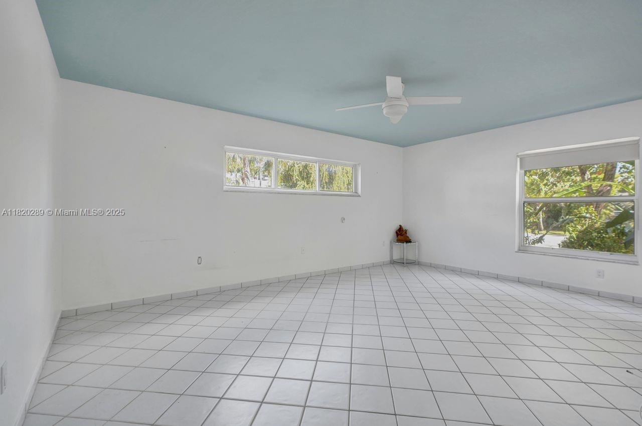 260 Sunrise Dr #E, Key Biscayne, Florida image 15