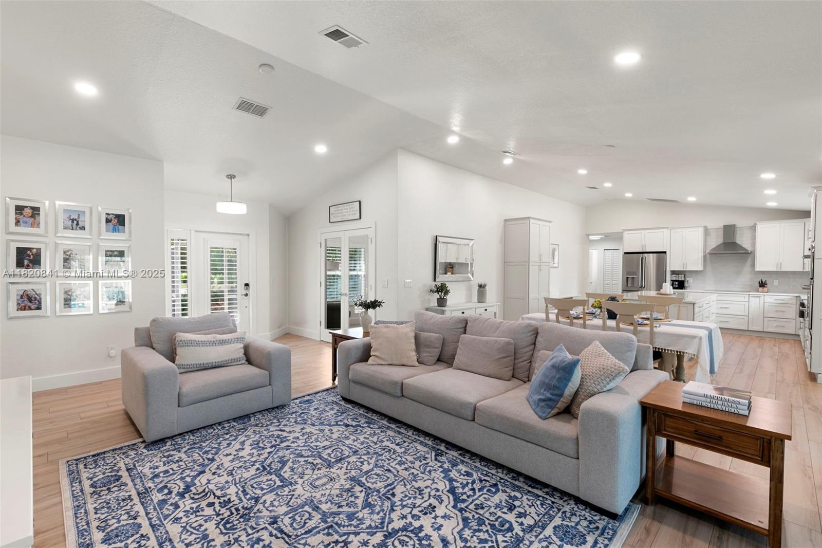 1020 SW 19th St Sw, Naples, Florida image 3