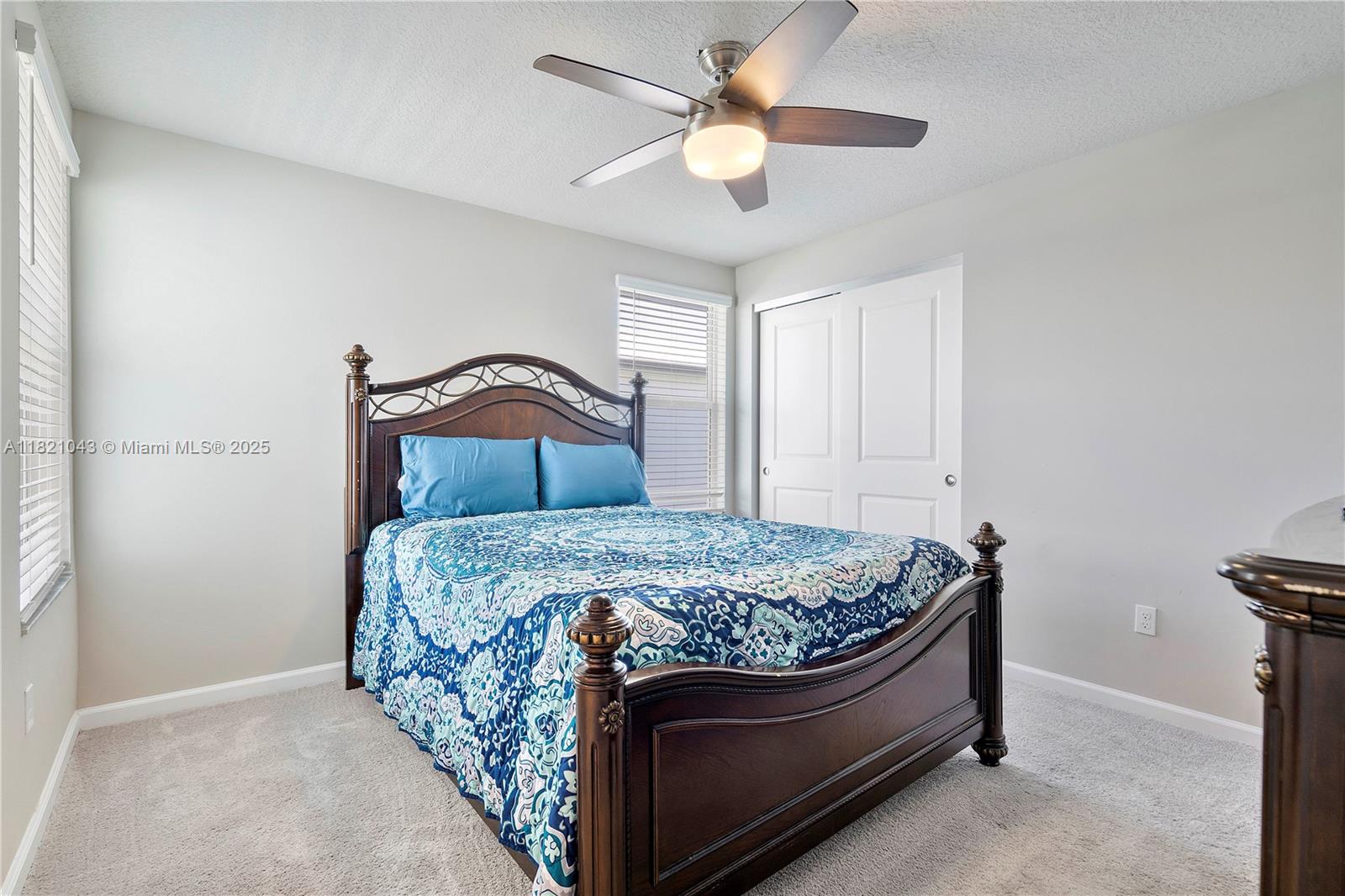 5720 Mentmore Dr, Mangonia Park, Florida image 17