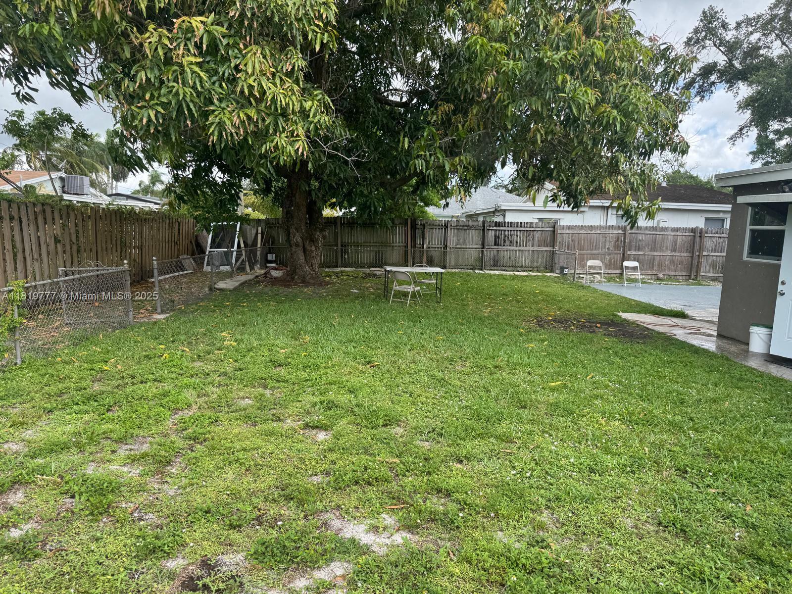 4620 SW 31st Dr, West Park, Florida image 8