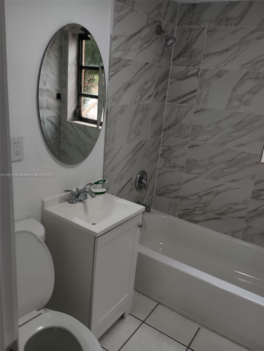 6170 SW 62nd Ter #4, South Miami, Florida image 11