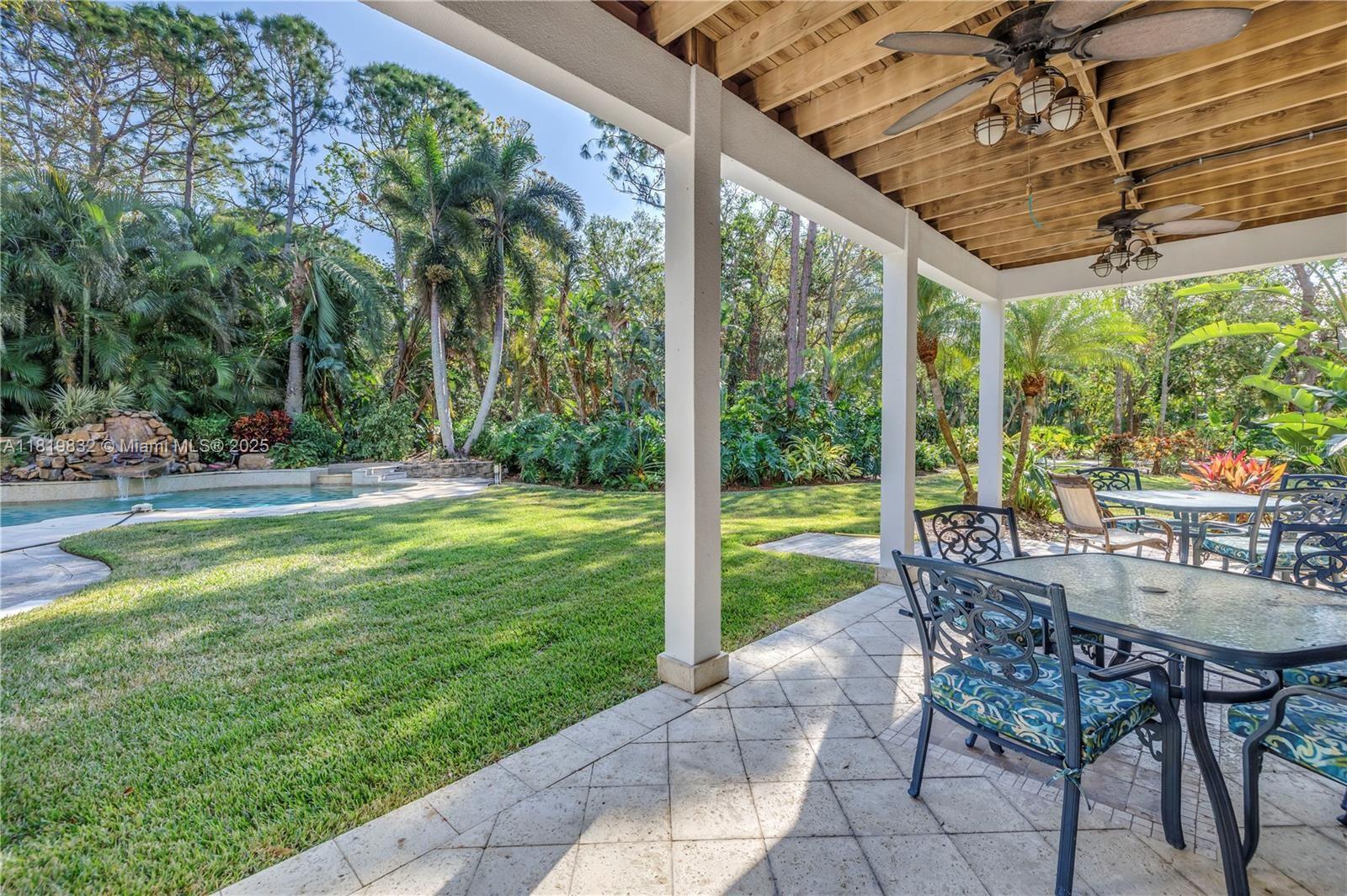 8755 Commodore Dr, Seminole, Florida image 44