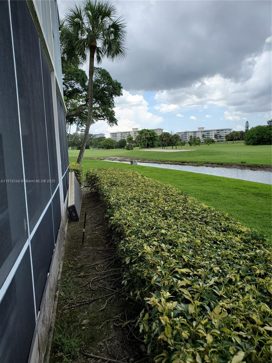 Residential, Pompano Beach, Florida image 18