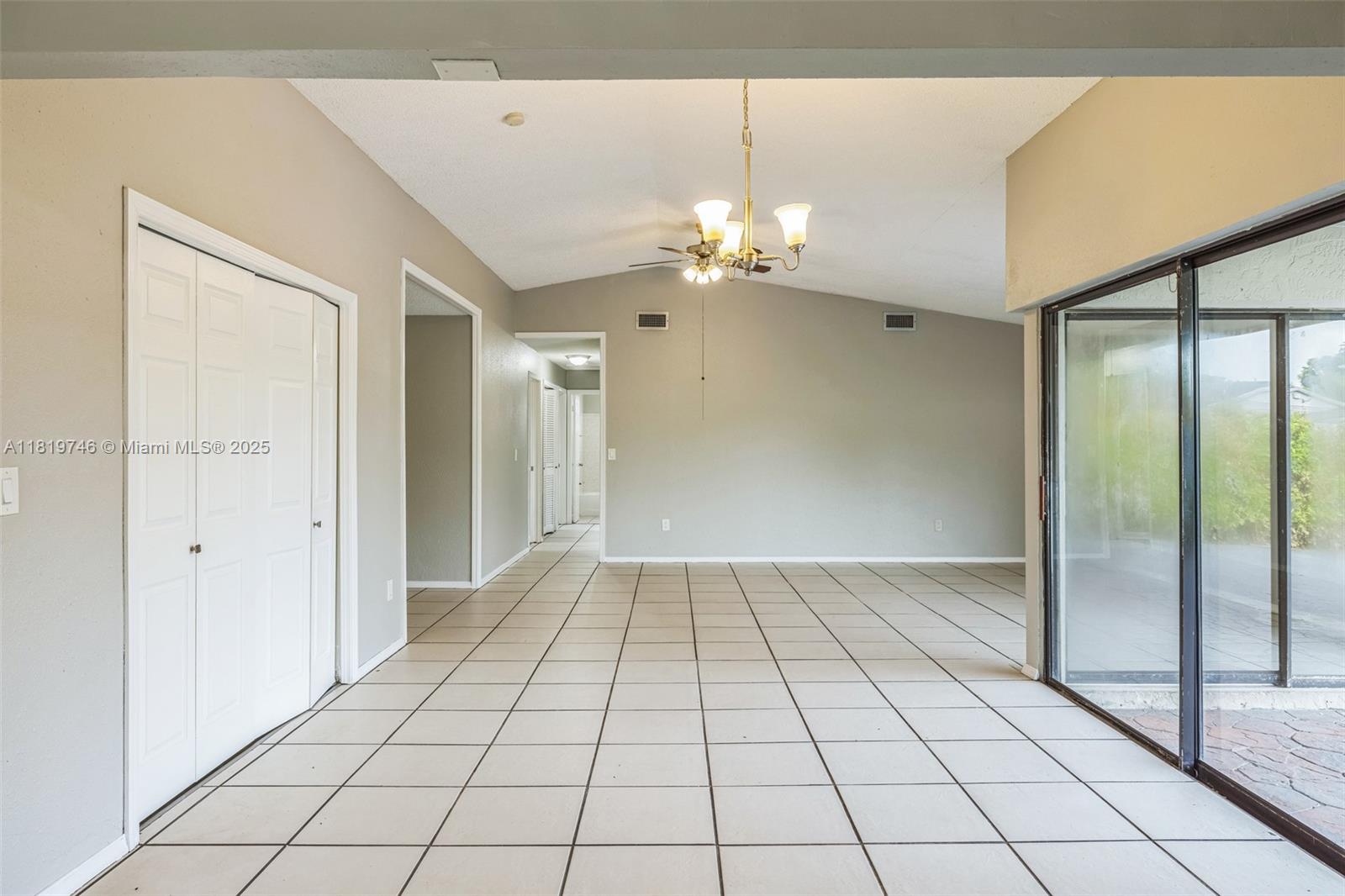 13218 SW 256th Ter, Homestead, Florida image 12