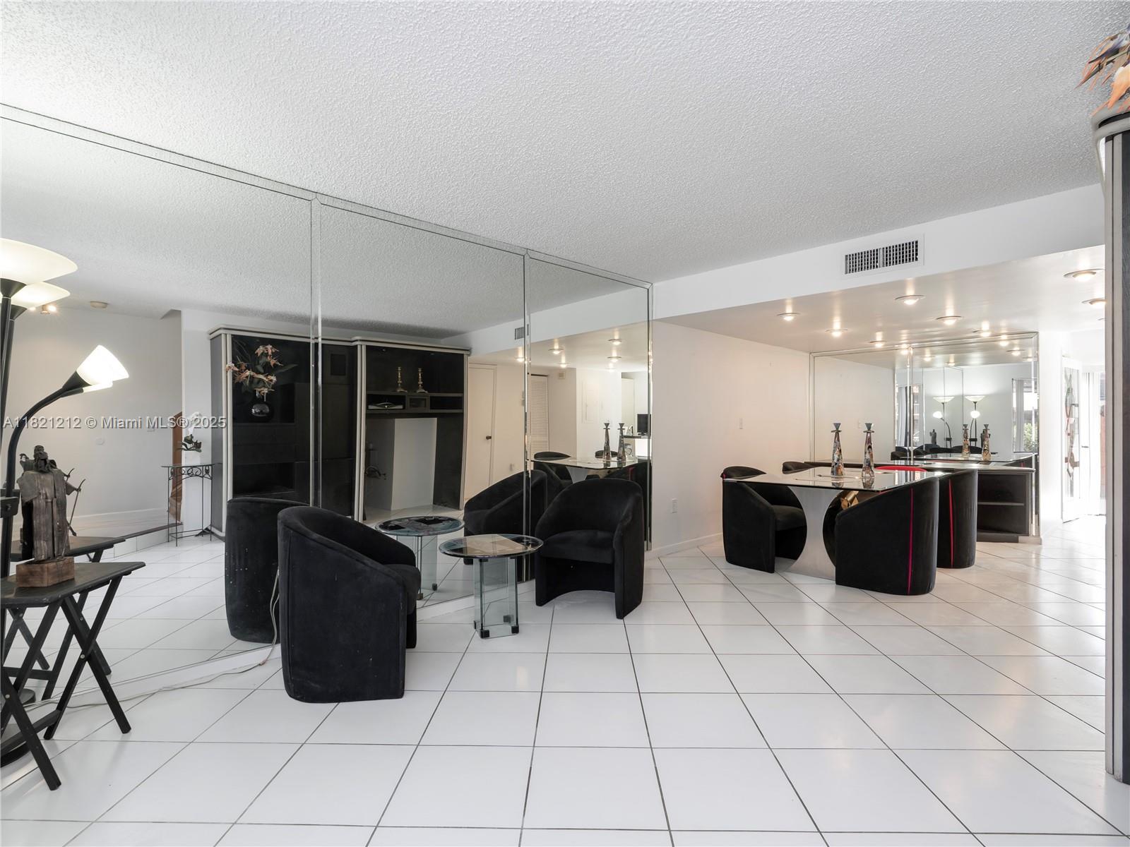 7787 SW 102nd Ln, Miami, Florida image 1