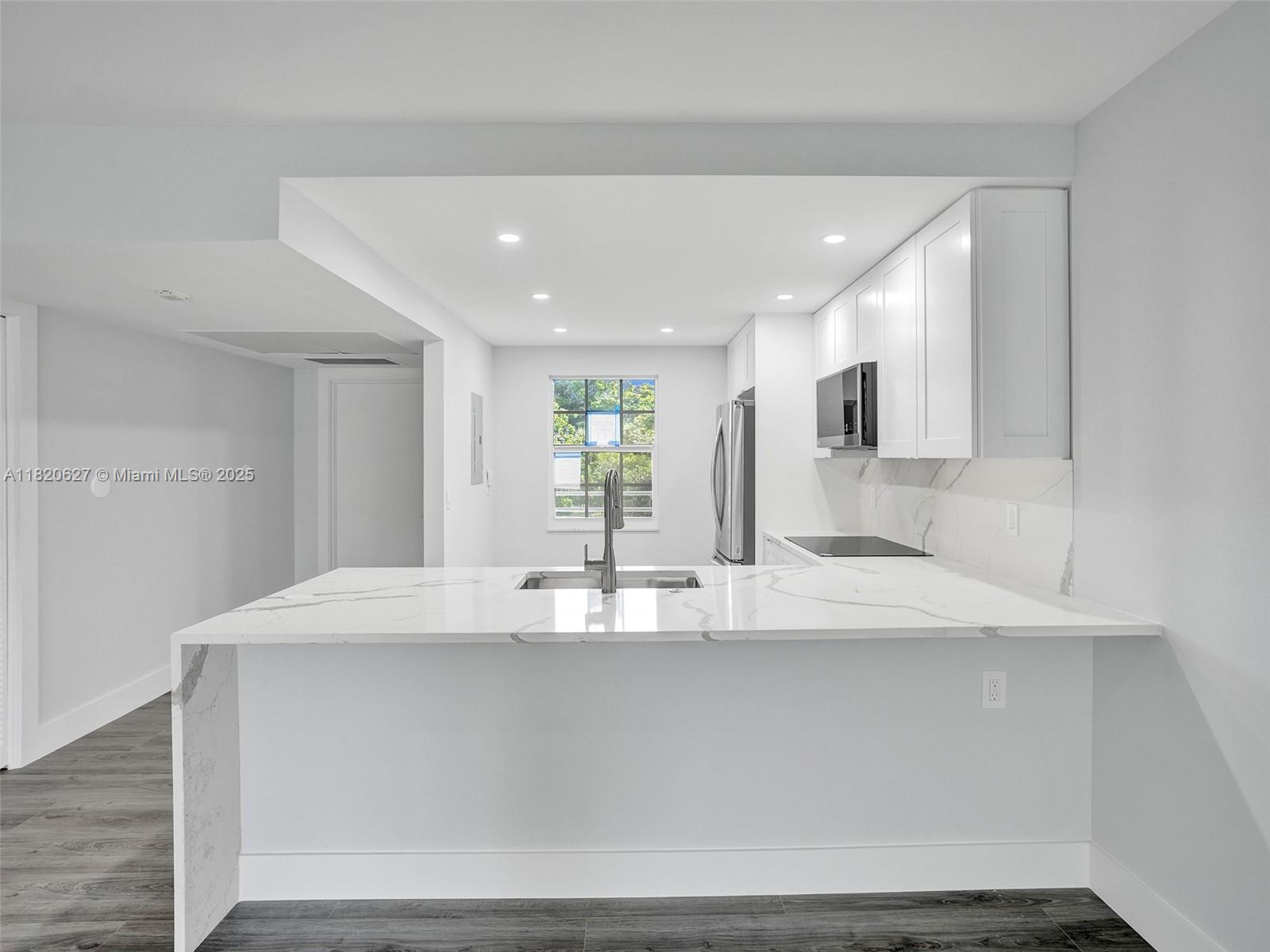 605 Oaks Dr #309, Pompano Beach, Florida image 37