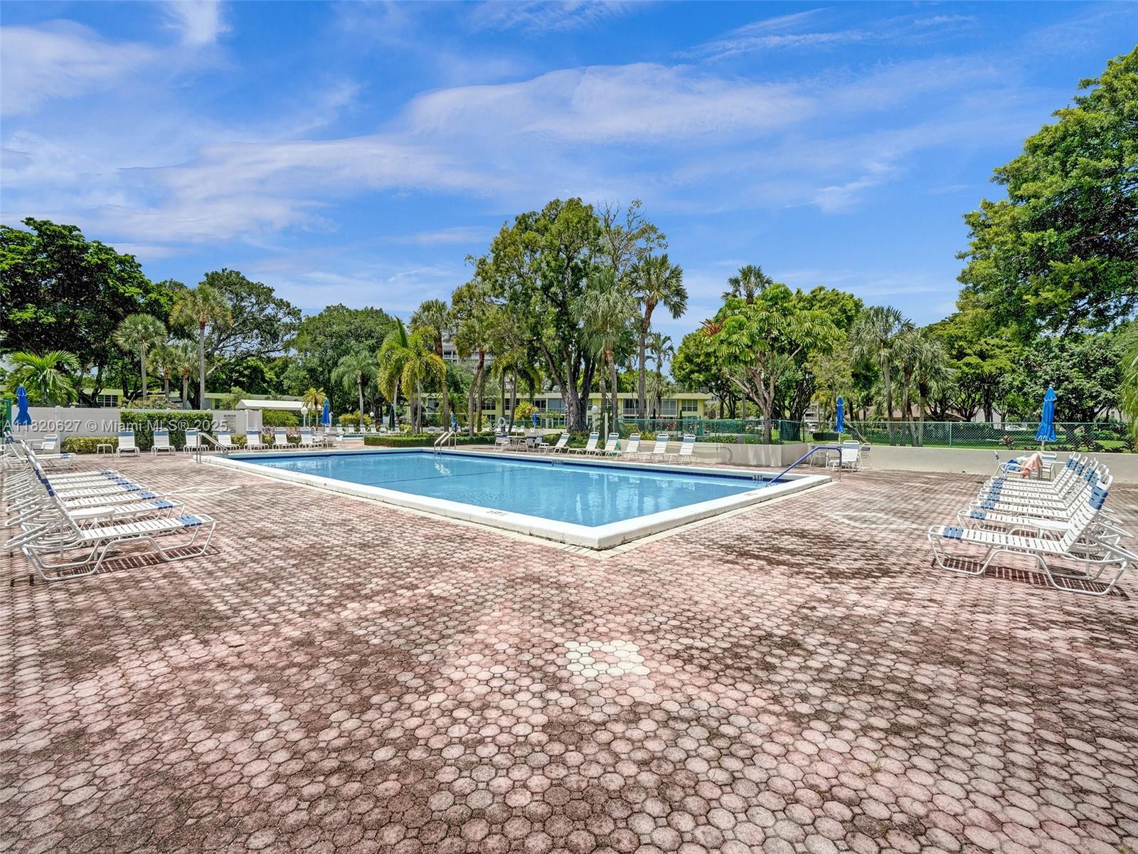 605 Oaks Dr #309, Pompano Beach, Florida image 48