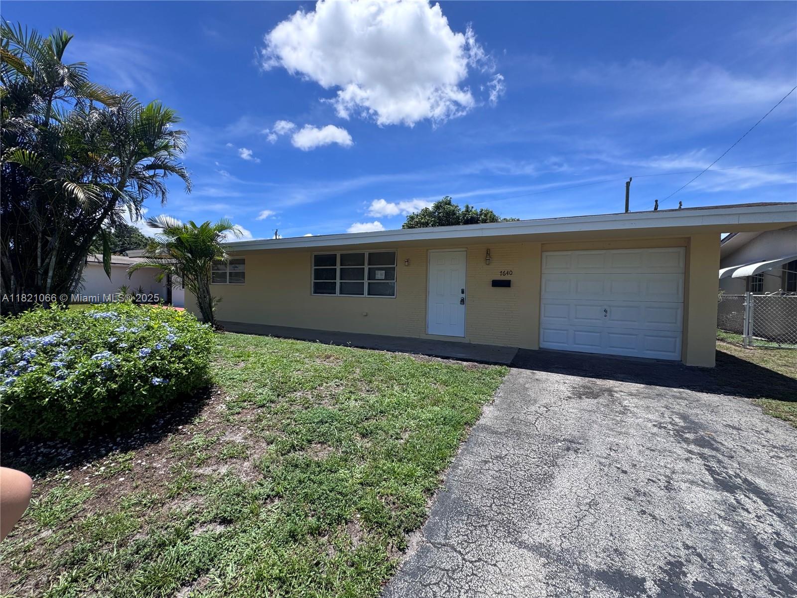 7640 NW 16th Ct, Pembroke Pines, Florida image 1