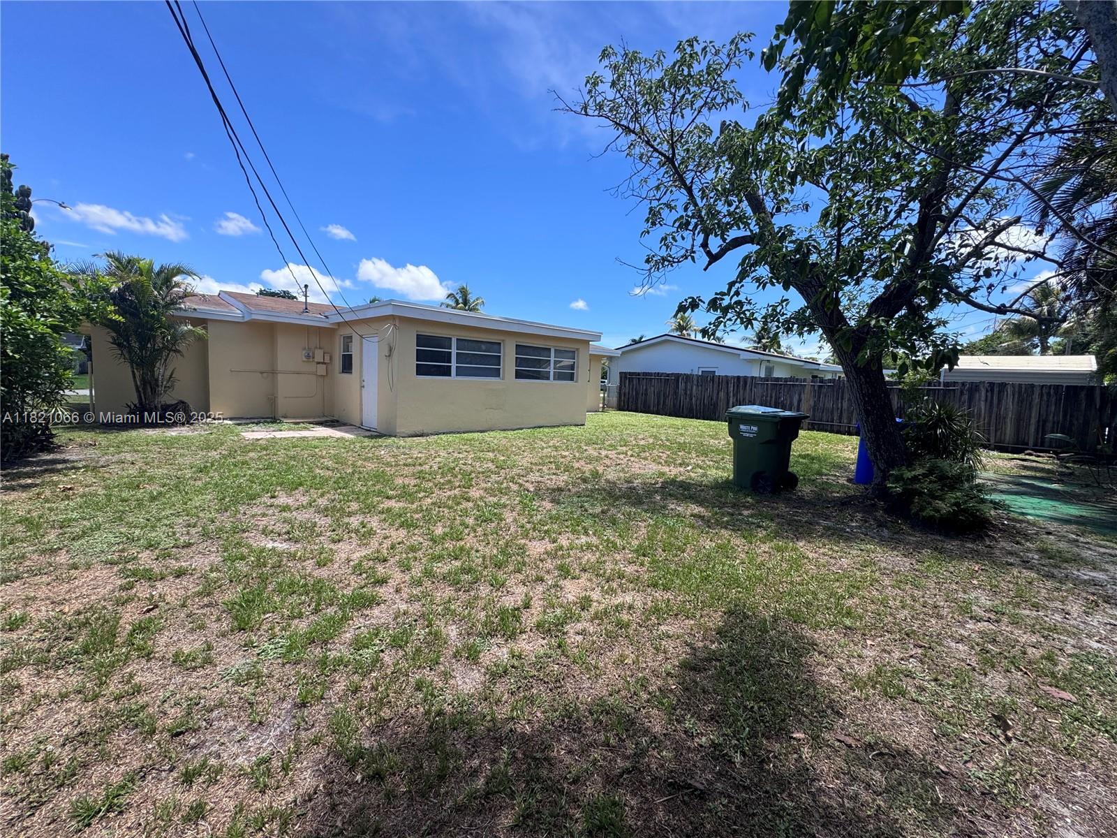 7640 NW 16th Ct, Pembroke Pines, Florida image 10