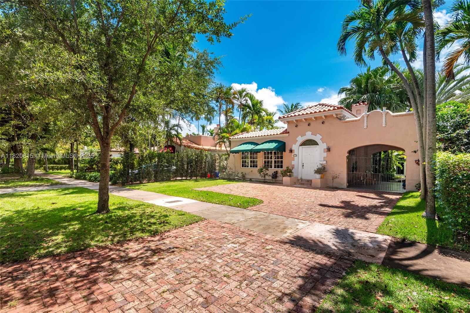1218 Madrid St, Coral Gables, Florida image 1