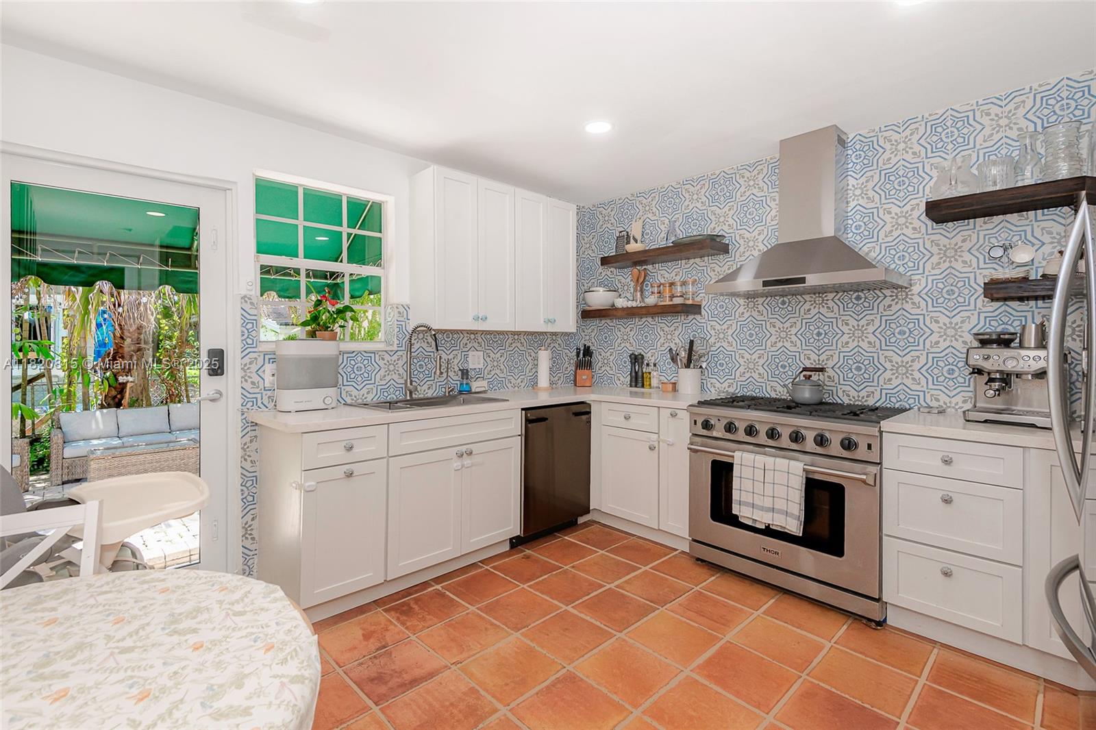 1218 Madrid St, Coral Gables, Florida image 6