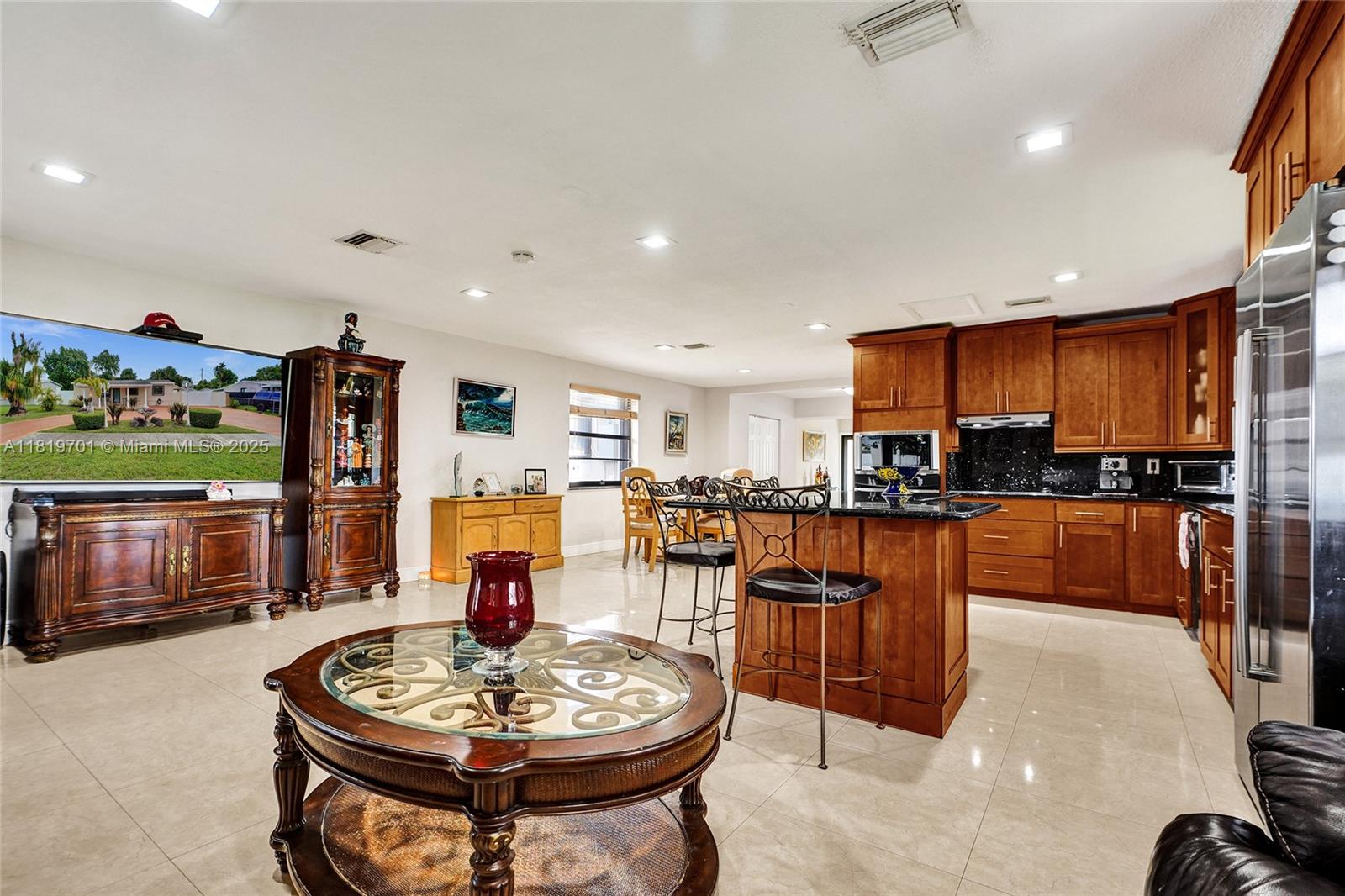 3374 Day Ave #A, Miami, Florida image 15