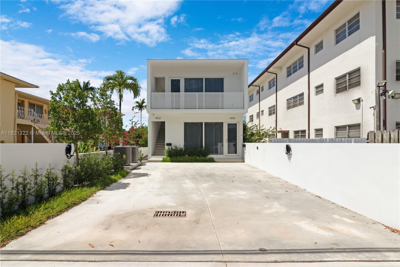 Property photo # 0