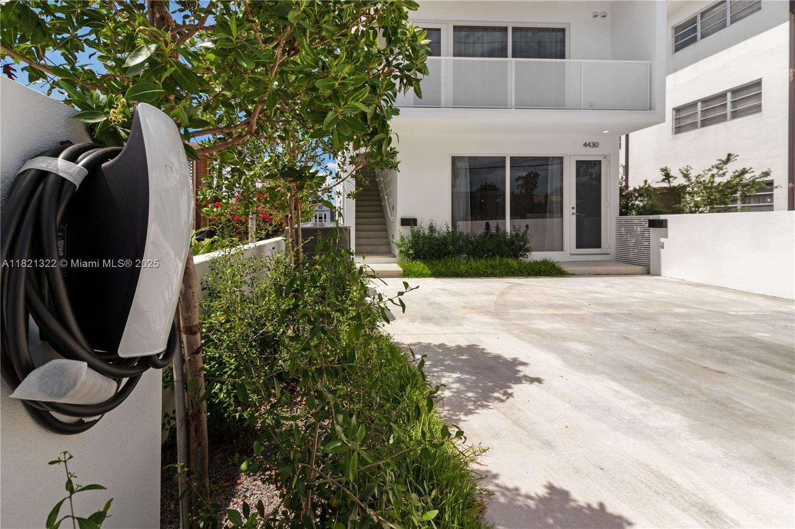 Property photo # 6
